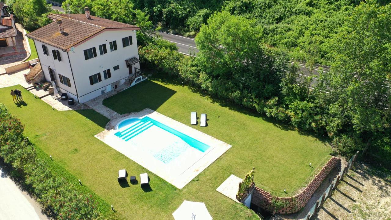 Country House Western Club Sant'Omero Bagian luar foto